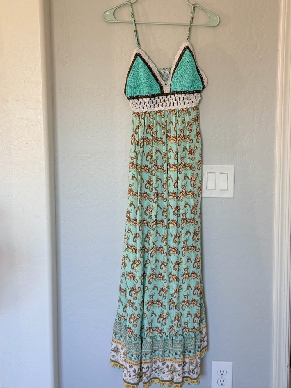 Rue21 Aqua Crochet-Detail Printed Maxi Dress